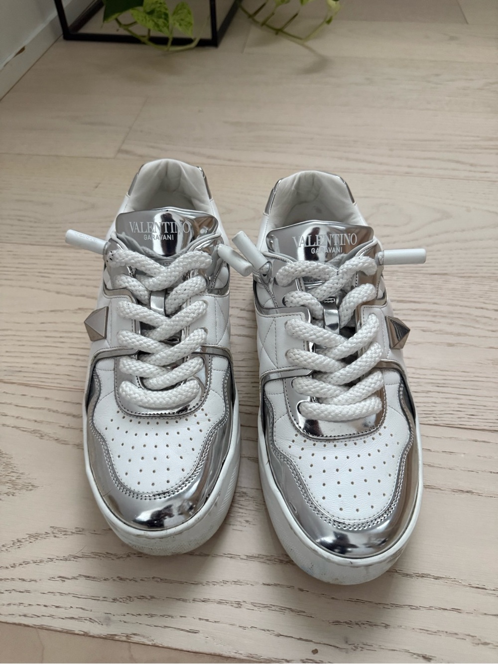 Valentino Garavani White and Silver Metallic Rockstud Lace-Up Sneakers